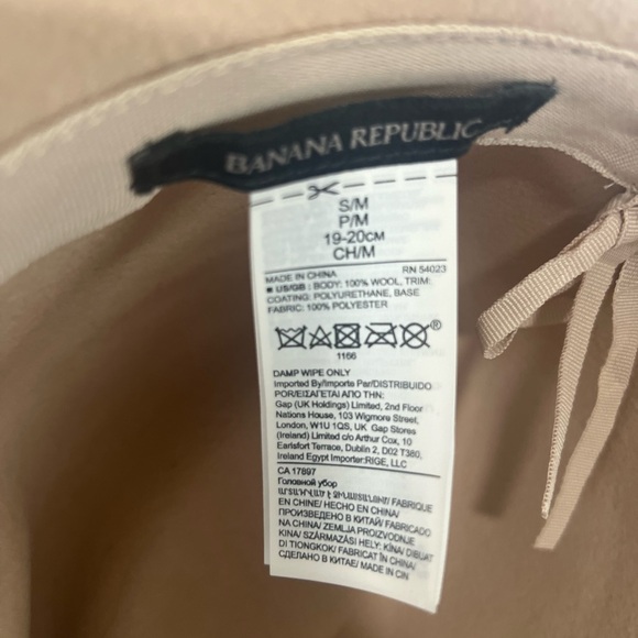 Banana Republic Wool Fedora style hat - Picture 4 of 4